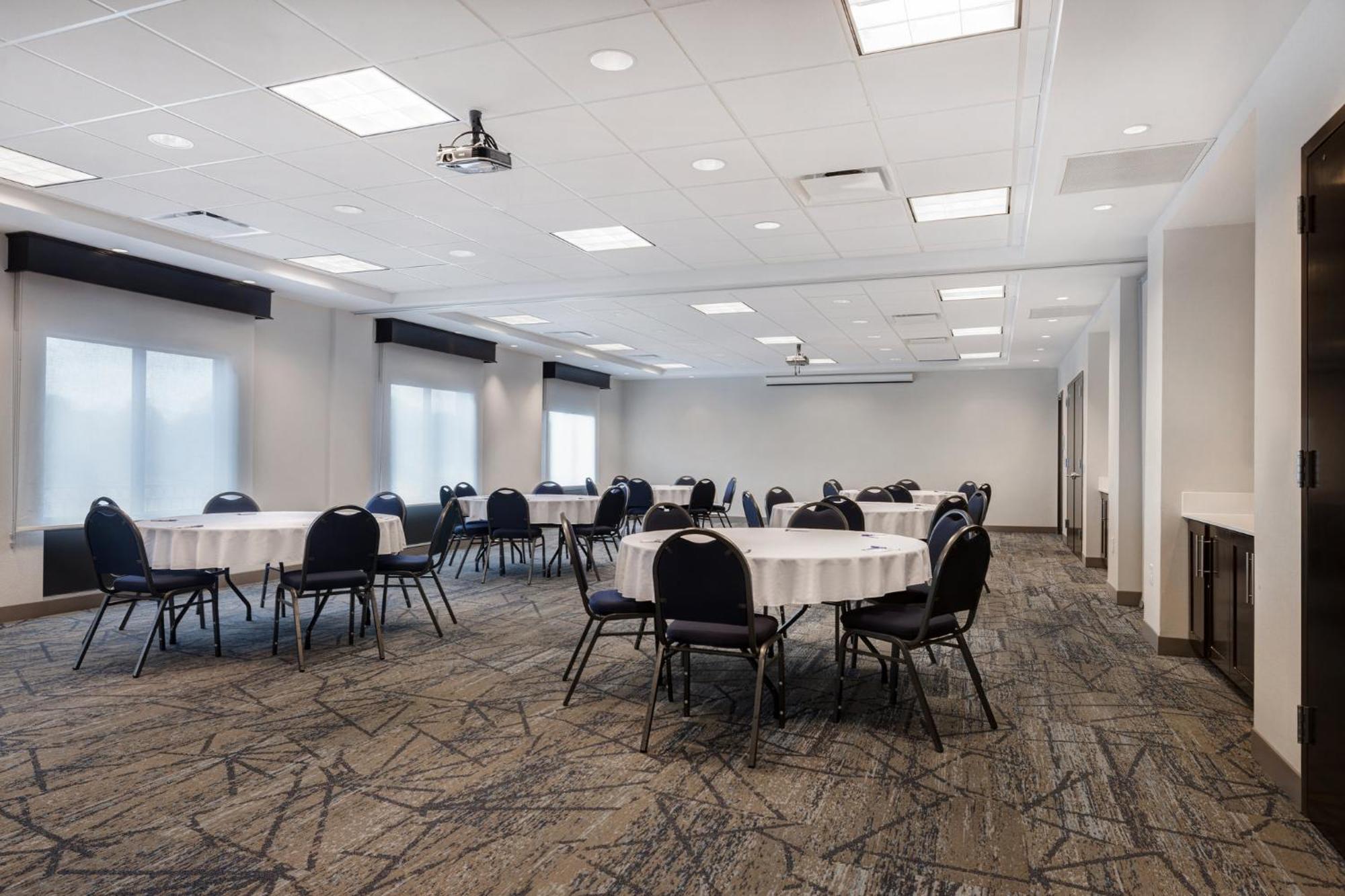 Express & - Kansas Ku Medical Center By Ihg 3*